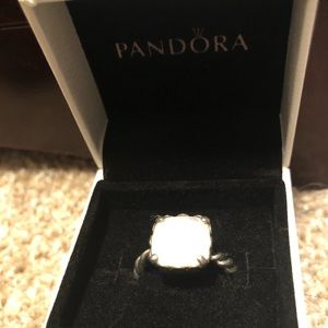 Mother of pearl silver pandora ring